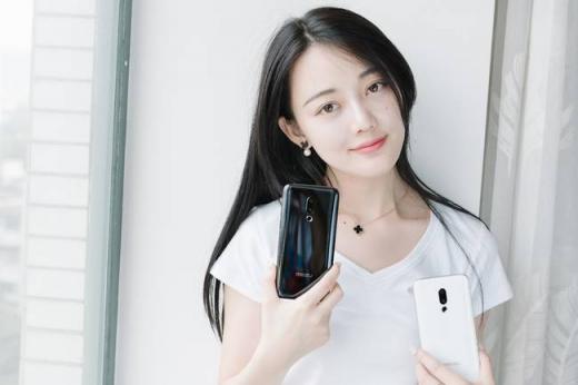 看完這些評(píng)論，我終于知道魅族16th為何能在京東收獲99.41%好評(píng)率了