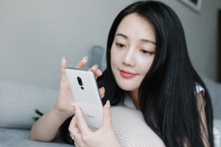 開學(xué)軍訓(xùn)不想曬成非洲小學(xué)弟？魅族Care for You三防面罩呵護你