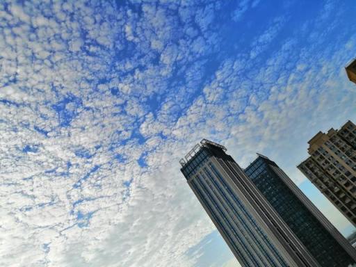 “小保時捷”華為麥芒7，不止于四攝全面屏