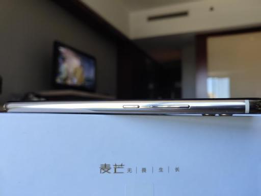 全面屏+四鏡頭手機(jī)，麥芒7值得入手嘛？