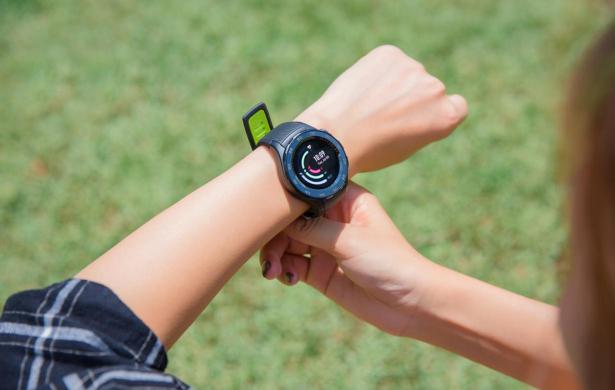 Apple Watch 4發(fā)布了，安卓手機(jī)用戶(hù)如何選擇呢？