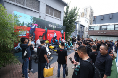愛瑪發(fā)布一根手指也玩得轉的電摩，制勝新電摩風口