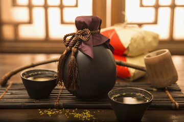 中國(guó)醬酒新力量，貴釀酒業(yè)亮相2018夏季達(dá)沃斯新浪財(cái)經(jīng)之夜