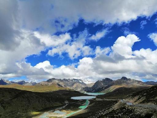 云上之巔，終遇雪山，麥芒在路上：香格里拉環(huán)線騎行