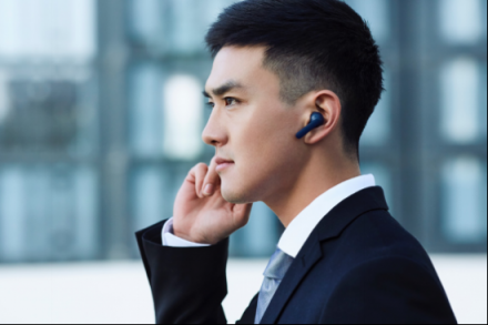 出門(mén)問(wèn)問(wèn)TicPods Free圖賞 高顏值的真無(wú)線(xiàn)智能耳機(jī)