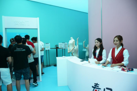 又搞事情，網(wǎng)易春風(fēng)在自家園區(qū)開(kāi)了一家“睡世界旅行社”