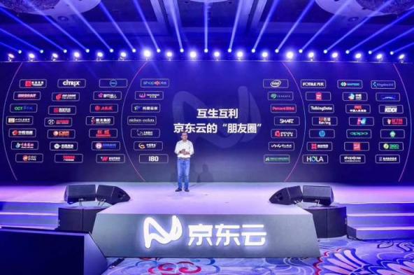 商派王文明：堅持以人為本，破解電商分銷難題