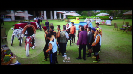 從時(shí)尚盛典到中國(guó)好聲音 門(mén)羅單車(chē)是如何成為時(shí)尚界的寵兒的
