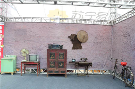 四十年縣鎮(zhèn)市場的發(fā)展變遷，小鎮(zhèn)不小，智慧零售帶來“大城服務(wù)”