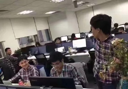 1024程序員節(jié)，女朋友給我的這個(gè)禮物該不該收？