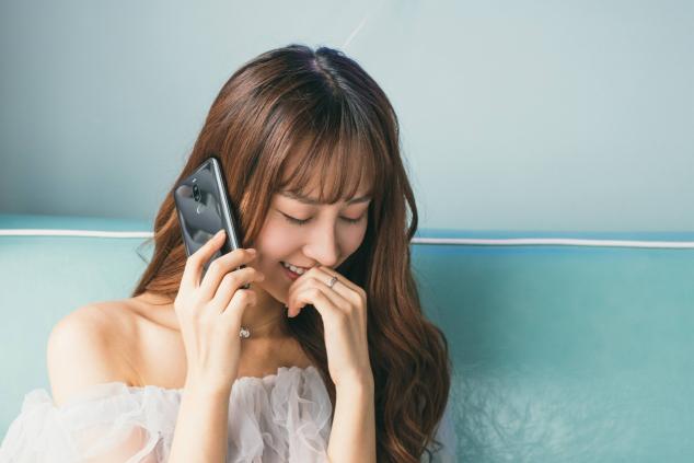 征服小姐姐的魅族X(qián)8，到底是何方神圣？