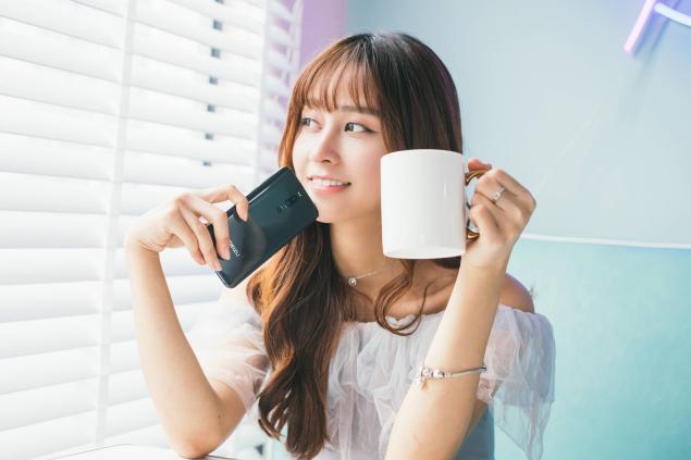 征服小姐姐的魅族X(qián)8，到底是何方神圣？