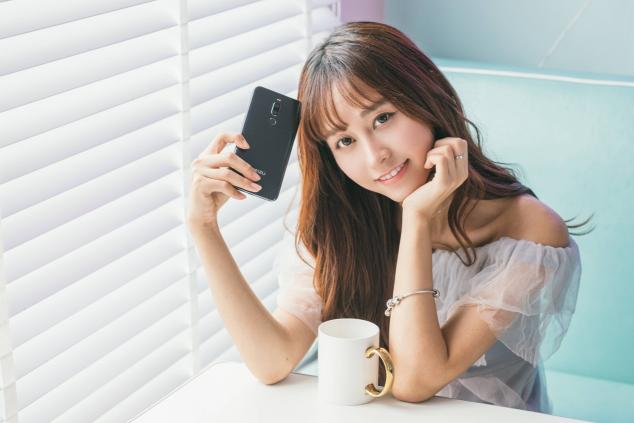 征服小姐姐的魅族X(qián)8，到底是何方神圣？