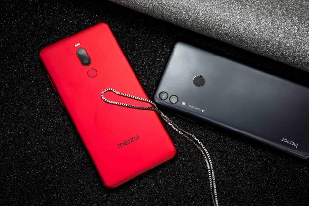 魅族Note8榮耀暢玩8C大對比：誰才是千元機(jī)大佬？