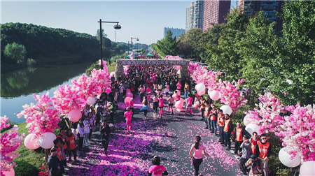 亮點(diǎn)頻出精彩紛呈—玫琳凱2018杭州國際女子馬拉松燃動杭城