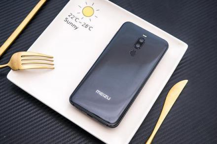 兼顧設(shè)計(jì)與拍照，魅族Note8、X8媒體口碑炸裂