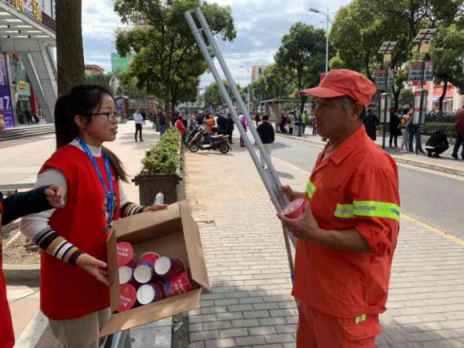 天寒心暖，蘇寧超市為一線人員送溫暖