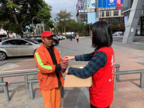天寒心暖，蘇寧超市為一線人員送溫暖