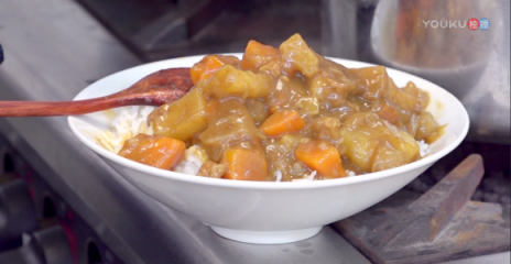 陳立農(nóng)在《完美的餐廳》首做咖喱飯，蘇寧小店雙十一同步上架