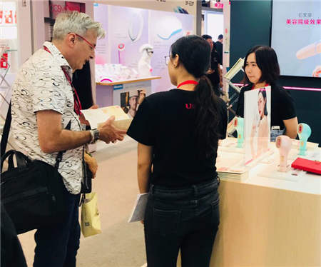 奇葩！Ulike參展Cosmoprof Asia亞太區(qū)美容展只帶一款極光脫毛儀