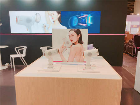 奇葩！Ulike參展Cosmoprof Asia亞太區(qū)美容展只帶一款極光脫毛儀