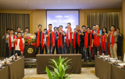 家電巨鱷游進(jìn)萬(wàn)億市場(chǎng)，誰(shuí)是“幕后推手”？