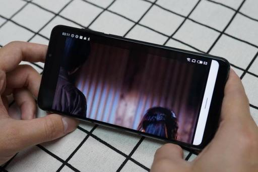熬了整整14個小時，終于把這臺魅族Note8用到?jīng)]電!