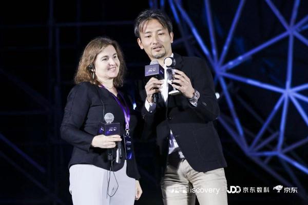幫人炒菜、擰燈泡、陪伴交流 機(jī)器人成JDD熱門話題