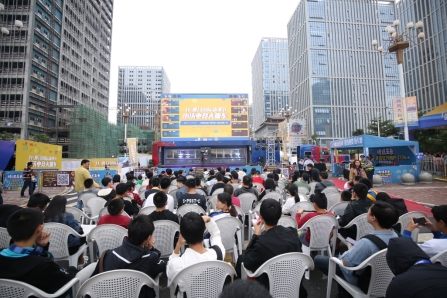 當(dāng)小沃大篷車遇上廈門國際動漫節(jié) 掀起強勁線下新文娛風(fēng)潮