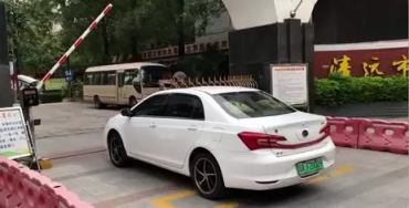 教育部考察清遠二中智慧校園建設(shè)進度：迅通科技展現(xiàn)“AI+教育”新理念