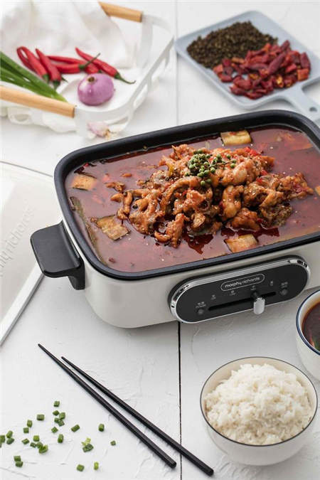 摩飛料理鍋力壓一眾網(wǎng)紅廚具，一鍋嘗遍四季風(fēng)味！