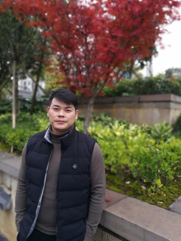 這件石墨烯發(fā)熱馬甲，不僅能保暖，還能做大保健