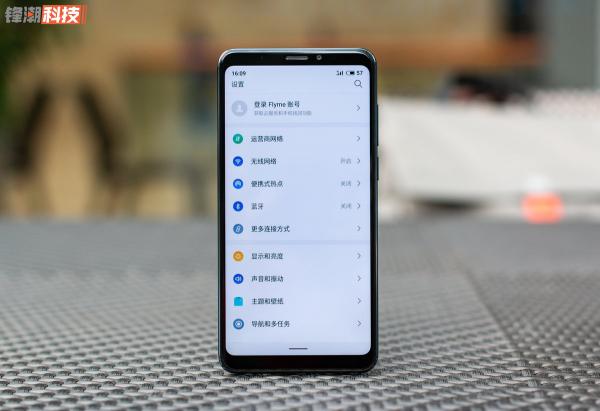 魅族 Note8評(píng)測(cè)：不隨主流的設(shè)計(jì)和穩(wěn)扎穩(wěn)打的升級(jí)