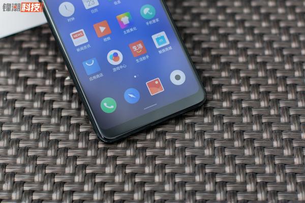 魅族 Note8評(píng)測(cè)：不隨主流的設(shè)計(jì)和穩(wěn)扎穩(wěn)打的升級(jí)