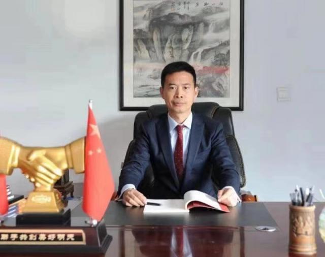 王駿儒：從國企基層員工如何成為一個市值億萬的老總？