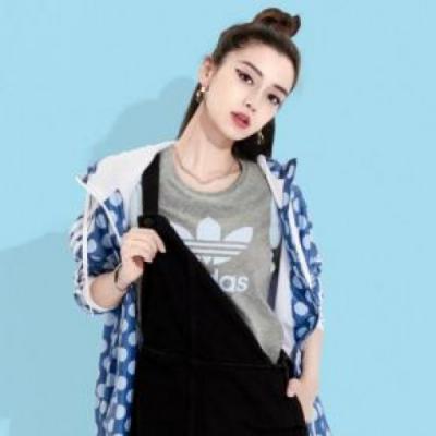 致敬時代！好看視頻創(chuàng)作者因40秒的換裝秀，上了天天向上！