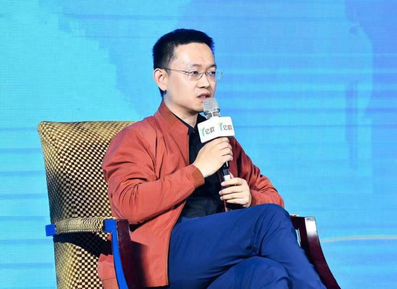 中譯語通CEO于洋出席2018億歐創(chuàng)新者年會，暢談“另類數(shù)據(jù)：新石油”