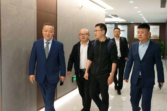 共創(chuàng)智慧未來(lái)，和云發(fā)展與?？低暫炗啈?zhàn)略合作框架協(xié)議