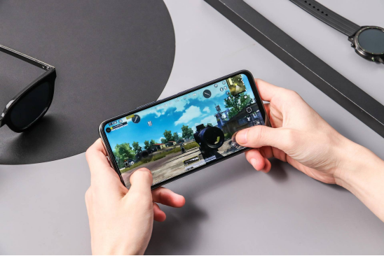 iQOO Neo3手機怎么樣？沒有乞丐版，讓你選機不再糾結(jié)