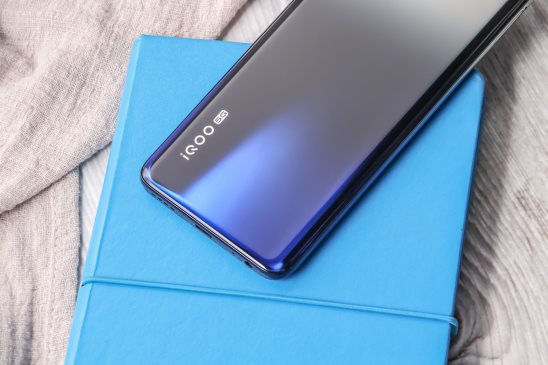想要體驗(yàn)強(qiáng)悍性能又不想“掏空”錢包，iQOO Neo3了解一下
