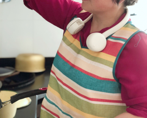 寶媽們都愛的掛脖風(fēng)扇，解決夏日納涼降溫難題