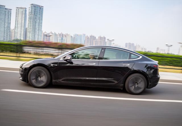 小鵬P7高調(diào)上市，國產(chǎn)特斯拉Model 3的對(duì)手終于來了?