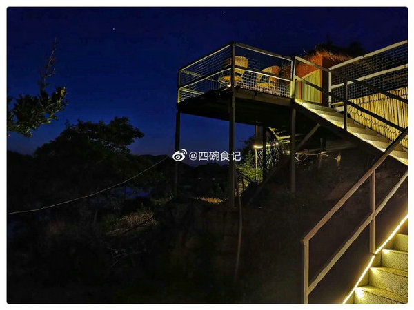 安順竟然藏著一家可以看“海”的民宿，絕美夕陽配美食，最宜發(fā)呆