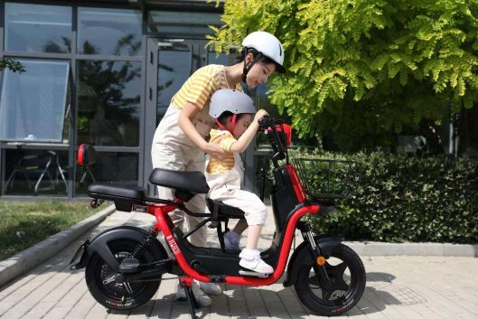愛瑪電動車的親子系列真的那樣安全嗎？