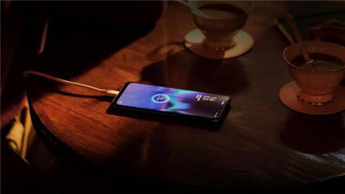 全系標配65W超級閃充，OPPO Reno4系列終結你的續(xù)航焦慮