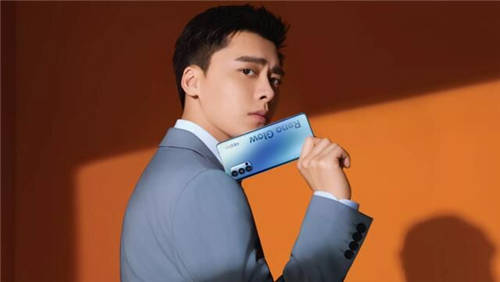 全系標配65W超級閃充，OPPO Reno4系列終結你的續(xù)航焦慮