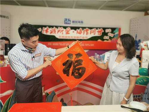 從“眼底”到“舌尖” 津甘直播文旅專場開啟“云”游盛宴