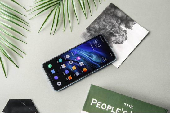 后浪必備iQOO Z1x：5G、高刷、長續(xù)航“三劍合璧”