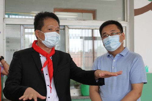 央視關(guān)注！三雄極光助力教育扶貧 點亮求學(xué)夢