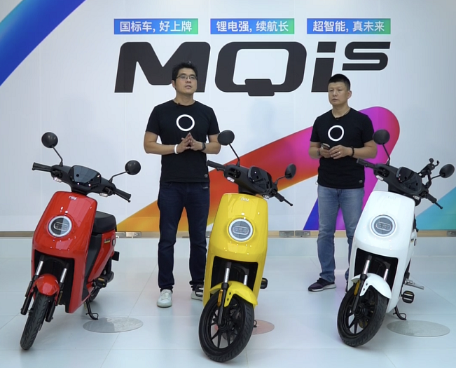 小牛電動車MQis，炫酷的外形下隱藏強(qiáng)大的實(shí)力，充電一次跑60公里
